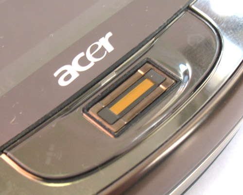   Acer M900