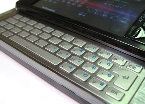  Sony Ericsson XPERIA X1