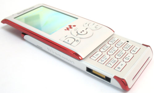  Sony Ericsson W595 -   