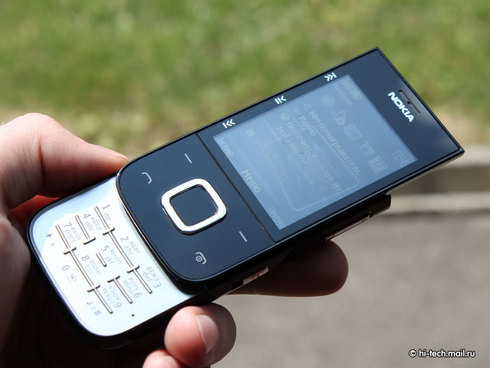  Nokia 5330 Mobile TV.    