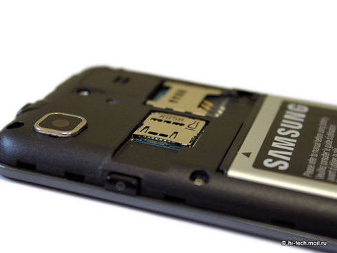   Samsung I9000 Galaxy S:   