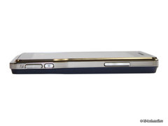  Motorola Milestone XT720:  Android-