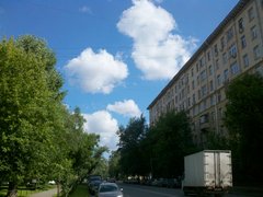  Motorola Milestone XT720:  Android-