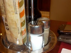  Motorola Milestone XT720:  Android-