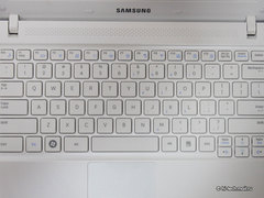  Samsung N210:   12 