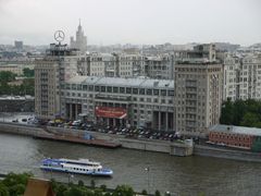 : Lumix G Vario 14-42  F3.5-5.6.

:
F5.6,

1/160,
ISO100,
  37 