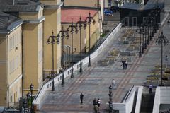 : Lumix G Vario 45-200  F4.0-5.6. 
:
F7.1,

1/1000,
ISO100,
  200 