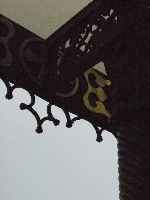 : Lumix G Vario 14-42  F3.5-5.6.  : F18.0,  1/1600, ISO6400,  