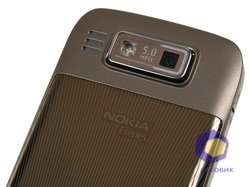  Nokia E72