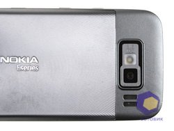  Nokia E52