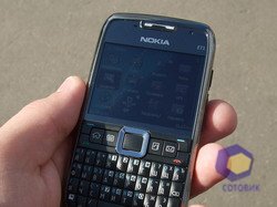  Nokia E71