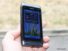  Nokia N8.   Symbian-