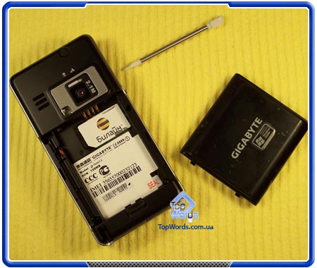  GigaByte g-Smart i128 ::   