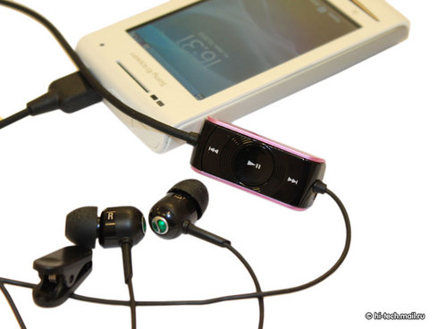  Sony Ericsson Xperia X8.   Android 