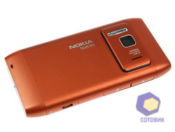  Nokia N8
