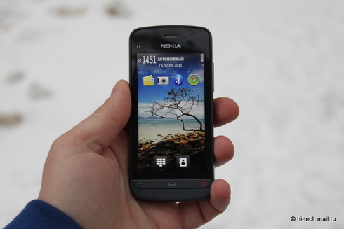  Nokia C5-03:    Nokia