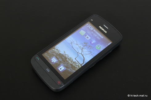  Nokia C5-03:    Nokia