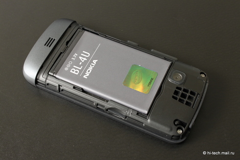  Nokia C5-03:    Nokia