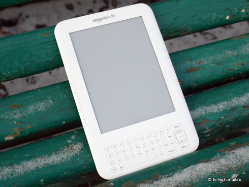 Amazon Kindle 3:   