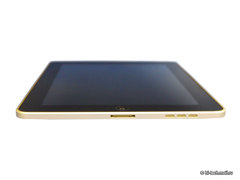 Apple iPad: -,  