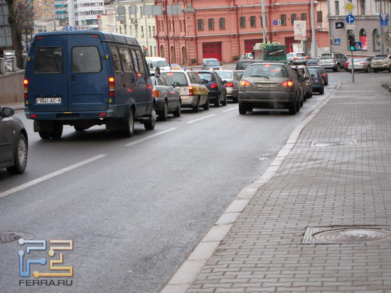 1/250 , F/4.9, ISO 400, 105 