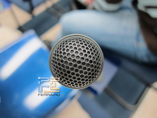 1/30 , F/2, ISO 400, 28 