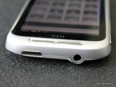    HTC Wildfire S  Desire S