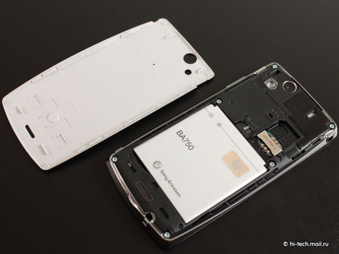   Sony Ericsson Xperia arc:  