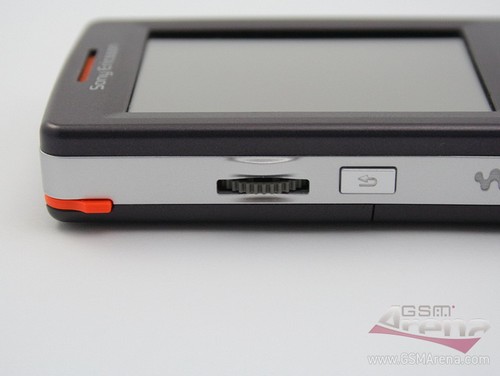 Sony Ericsson W950i -   