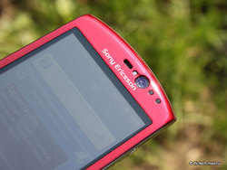  Sony Ericsson Xperia Neo.   Android