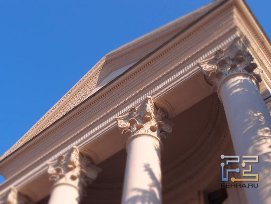 F/4, 1/640 c, ISO 100, 28 