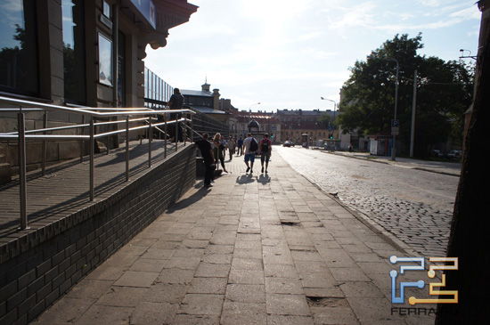 ISO 400, 16 , F/5.6, 1/2500