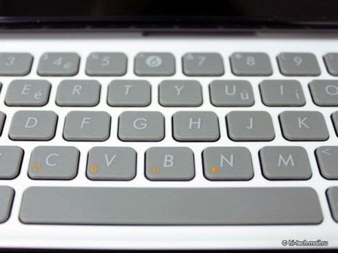  ASUS EEE Pad Slider:   ?