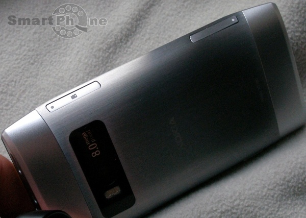 Nokia X7-00