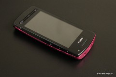  Nokia 600:   Symbian Belle 