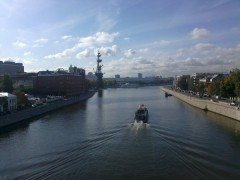  Nokia 600:   Symbian Belle 