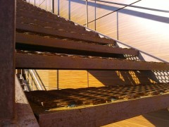  Nokia 600:   Symbian Belle 