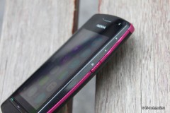  Nokia 600:   Symbian Belle 