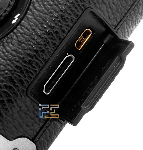          Fujifilm FinePix X100