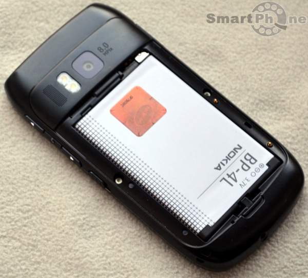 Nokia E6-00 Nokia E6-00