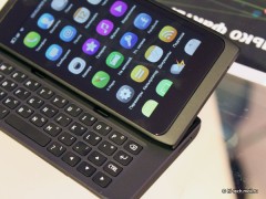  Nokia N9:   Nokia