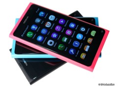   Nokia N9:   Nokia