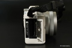  Pentax Q:   