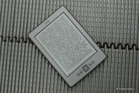  Amazon Kindle 4:    