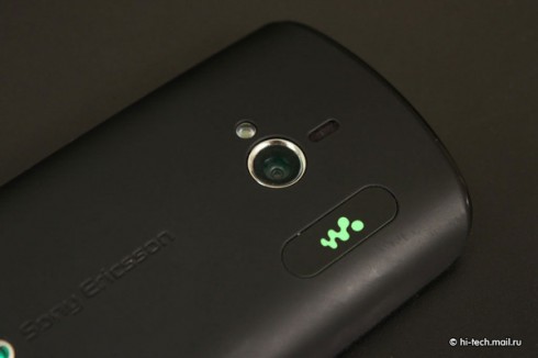  Sony Ericsson Live with Walkman:   Android