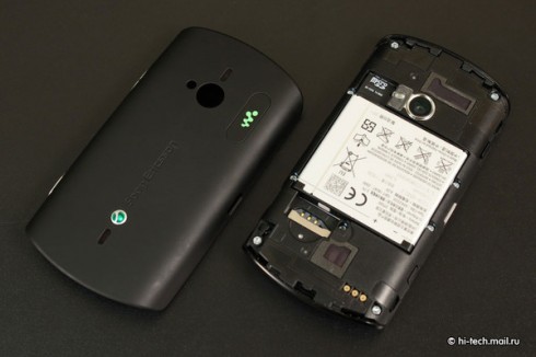  Sony Ericsson Live with Walkman:   Android