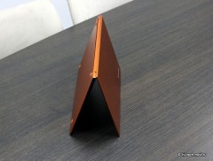  Lenovo IdeaPad U300s: ,  MacBook Air