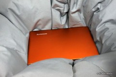  Lenovo IdeaPad U300s: ,  MacBook Air