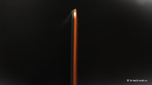  Lenovo IdeaPad U300s: ,  MacBook Air