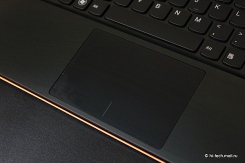  Lenovo IdeaPad U300s: ,  MacBook Air